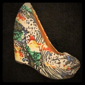 Madden Girl Floral Wedges